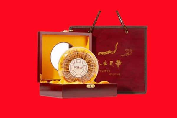 收购资讯:集宁区回收冬虫夏草是按克吗